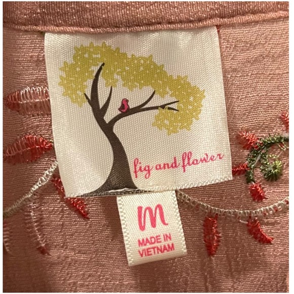 FIG AND FLOWER Dusty Peach Embroidered Floral Button Down Shirt - Picture 2 of 5